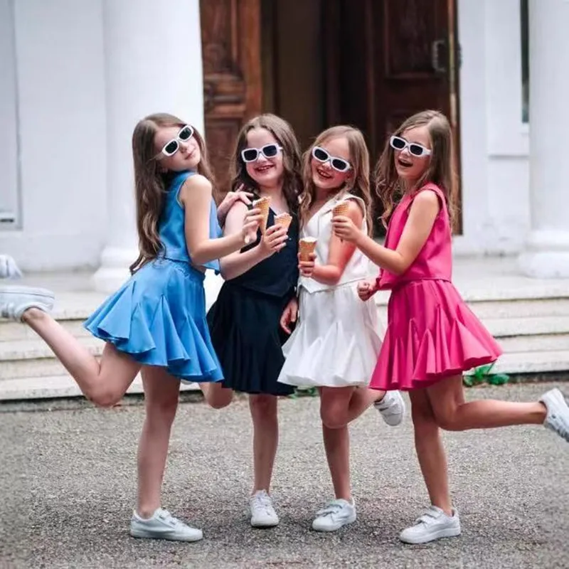 Kids Girls Spring And Summer Temperament Western Style Waistcoat + Half Skirt Fishtail Skirt Children Two-piece Set 90-140CM
Kids Girls Spring And Summer Temperament Western Style Waistcoat + Half Skirt Fishtail Skirt Children Two-piece Set 90-140CM