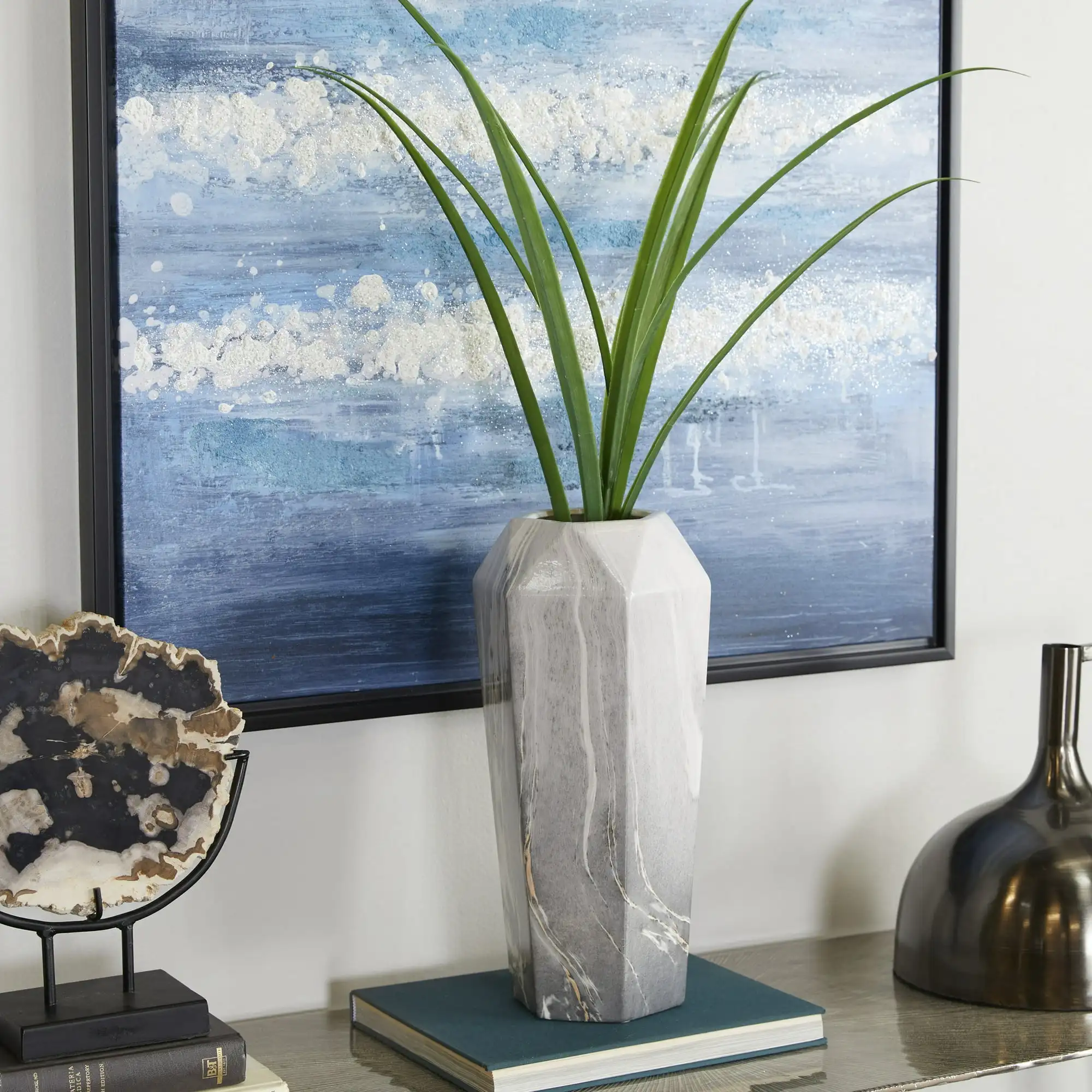 DecMode 14" Faux Marble Black Ceramic Vase
DecMode 14" Faux Marble Black Ceramic Vase