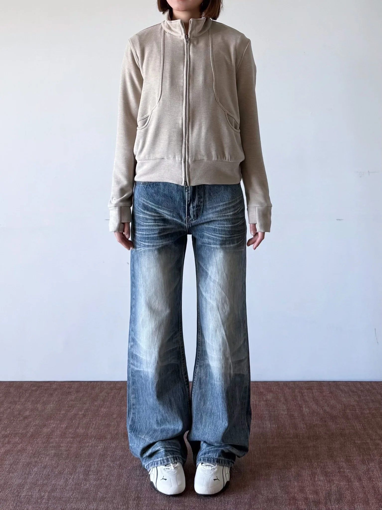 Синие узкие джинсы в стиле ретро с американской талией, прямые повседневные длинные брюки, женские Pojnn Cleanfit, повседневная одежда, всесезонные
Синие узкие джинсы в стиле ретро с американской талией, прямые повседневные длинные брюки, женские Pojnn Cleanfit, повседневная одежда, всесезонные