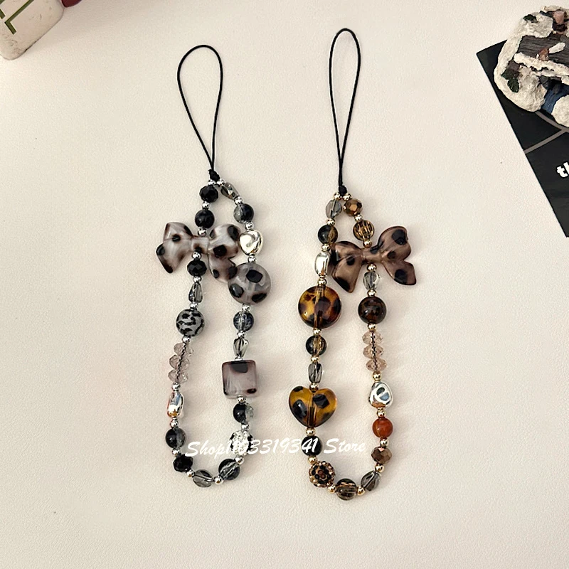 INS Cute Maillard Bowknot Love Heart Bead Phone Charms Chain For Phone Accessories Phone Strap Anti-Lost Lanyard Hanging Rope
INS Cute Maillard Bowknot Love Heart Bead Phone Charms Chain For Phone Accessories Phone Strap Anti-Lost Lanyard Hanging Rope