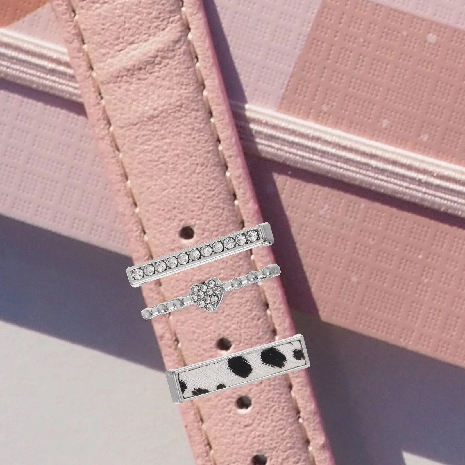 1 set Silver Metal Charm for Watch Bands Women Bling Watchband Decorative Rings Adjustable Strap Accessories
1 set Silver Metal Charm for Watch Bands Women Bling Watchband Decorative Rings Adjustable Strap Accessories