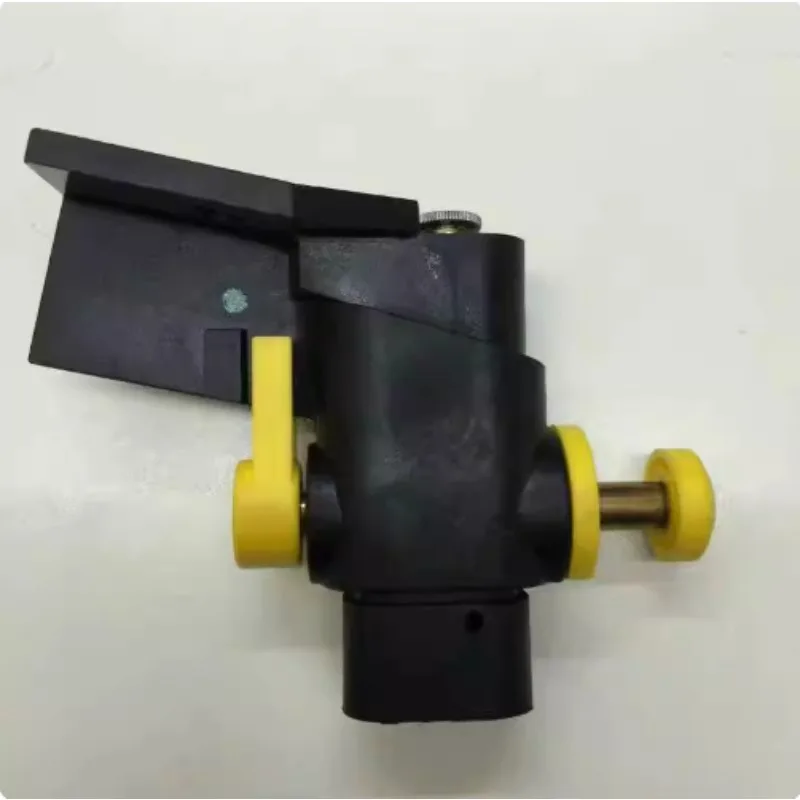 For HOFMANN Tire Changing and Removing Machine Rear Arm Locking Control Valve
For HOFMANN Tire Changing and Removing Machine Rear Arm Locking Control Valve