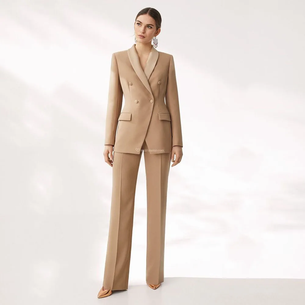 Fashion Office Lady Woman Suit Shawl Lapel Double Breasted 2 Piece Jacket Pants Set Elegant Smart Office lady Female Clothing
Fashion Office Lady Woman Suit Shawl Lapel Double Breasted 2 Piece Jacket Pants Set Elegant Smart Office lady Female Clothing
