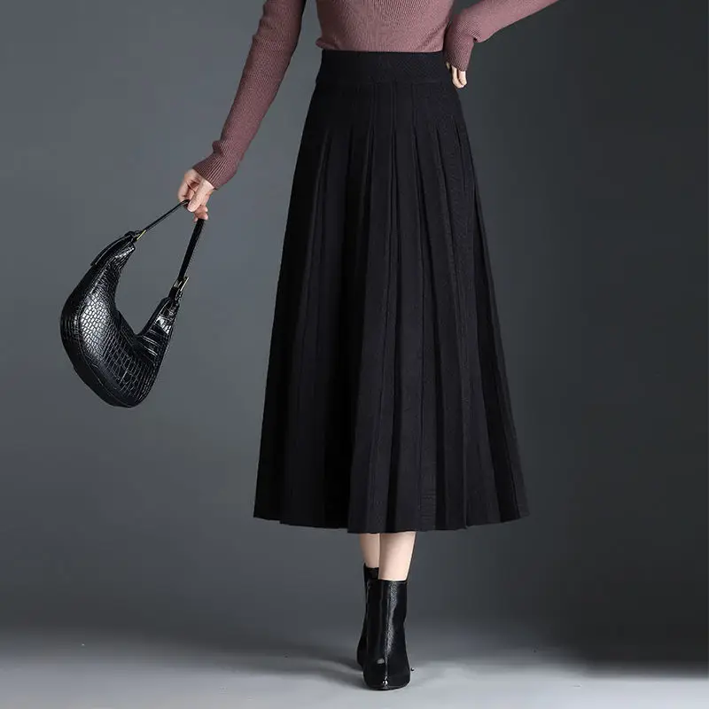 2024 Autumn and Winter New Stylish Casual Skirt Mid-length Solid Color Pleated Elegant Knitted Sweater Skirts Women T817
2024 Autumn and Winter New Stylish Casual Skirt Mid-length Solid Color Pleated Elegant Knitted Sweater Skirts Women T817