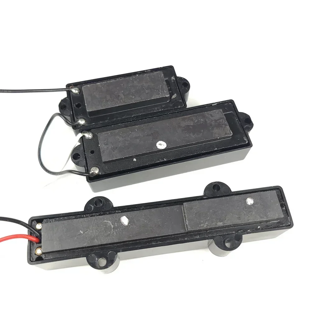 "Wilkinson WOPB5+WOJB5 5-String P-Bass Humbucker Pickups – Precision Bass Electric Guitar Pickup Set"
"Wilkinson WOPB5+WOJB5 5-String P-Bass Humbucker Pickups – Precision Bass Electric Guitar Pickup Set"