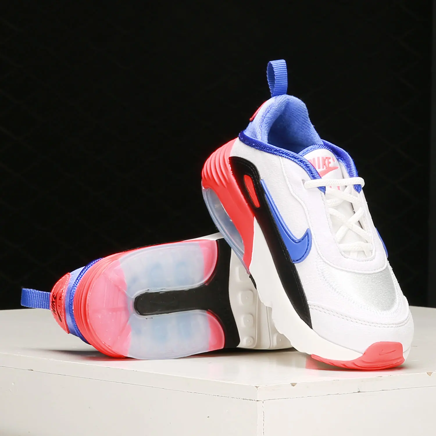 Nike Authentic Little Kid's Air Cushioned Running Shoes CW1649-100
Nike Authentic Little Kid's Air Cushioned Running Shoes CW1649-100