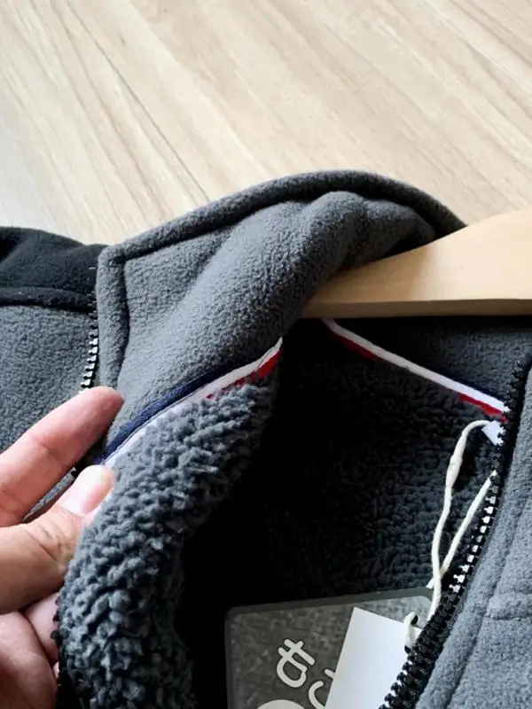 Thiened Fce повседневное Jaet f тепе пальто для отдыха на молнии с воротником-стойкой для мужчин осень-зима сезон Faion Urban Sle
Thiened Fce повседневное Jaet f тепе пальто для отдыха на молнии с воротником-стойкой для мужчин осень-зима сезон Faion Urban Sle