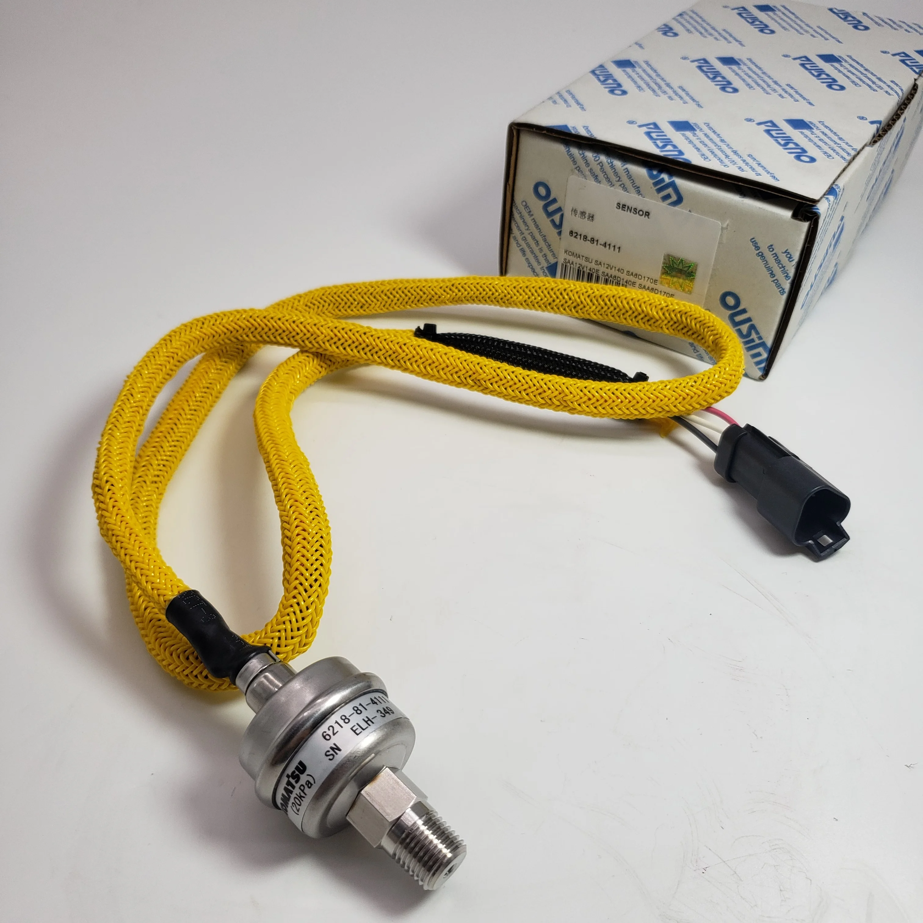OUSIMA Excavator Machinery Parts 6218-81-4111 Pressure Sensor for KOMATSU SA12V140 SA6D170E SAA12V140E SAA6D140E SAA6D170E
OUSIMA Excavator Machinery Parts 6218-81-4111 Pressure Sensor for KOMATSU SA12V140 SA6D170E SAA12V140E SAA6D140E SAA6D170E