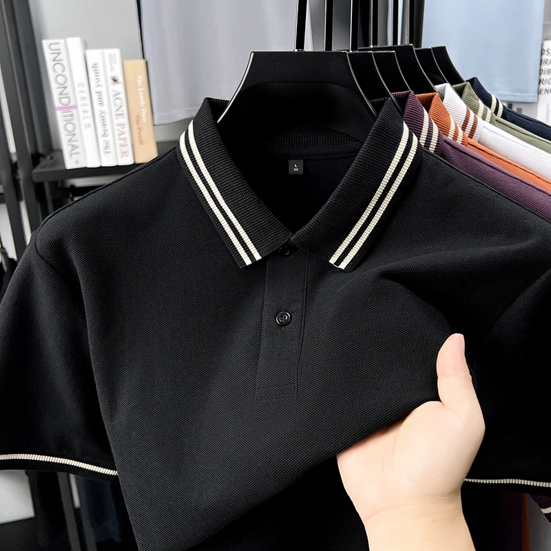 Мужская рубашка поло из 100% хлопка с коротким рукавом, дышащая однотонная полосатая рубашка с лацканами и воротником-манжетой, летняя деловая повседневная футболка, мужская одежда
Мужская рубашка поло из 100% хлопка с коротким рукавом, дышащая однотонная полосатая рубашка с лацканами и воротником-манжетой, летняя деловая повседневная футболка, мужская одежда