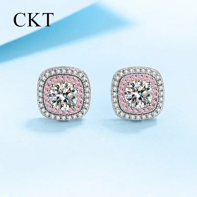 18K White Gold Stud Earrings for Women Split Color Rose Gold Plating 1 Carat Moissanite Atmosphere Platinum Pt950 Fine Jewelry
18K White Gold Stud Earrings for Women Split Color Rose Gold Plating 1 Carat Moissanite Atmosphere Platinum Pt950 Fine Jewelry