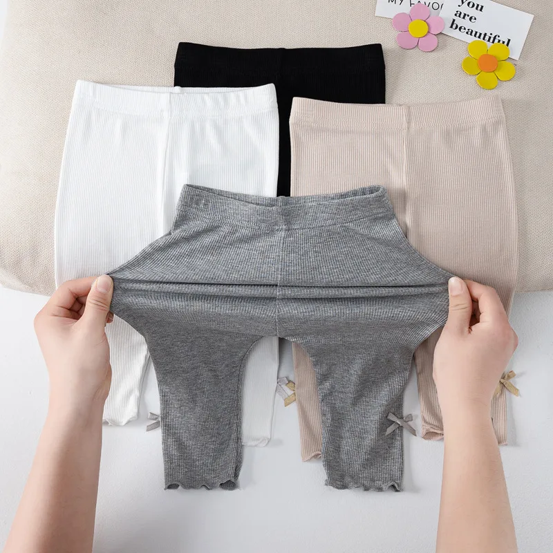 Thin Seven-Quarter Pants for Little Girls Summer Base Layer Pants Korean Style Baby Girl Clothes Infant Middle Pants
Thin Seven-Quarter Pants for Little Girls Summer Base Layer Pants Korean Style Baby Girl Clothes Infant Middle Pants