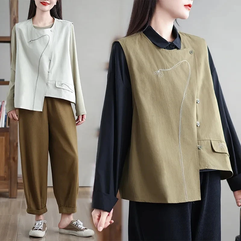 Design Sense Irregular Vest Joker Embroidery New Vest Retro Loose Single-Breasted Round Neck Elegant Simple And Comfortable Vest
Design Sense Irregular Vest Joker Embroidery New Vest Retro Loose Single-Breasted Round Neck Elegant Simple And Comfortable Vest