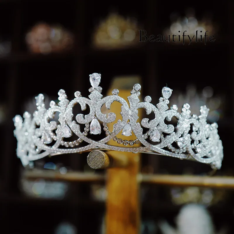 Luxury Elegant Sterling Silver Crown Headdress European Bride Wedding Bridal Gown Wedding Birthday Crown
Luxury Elegant Sterling Silver Crown Headdress European Bride Wedding Bridal Gown Wedding Birthday Crown