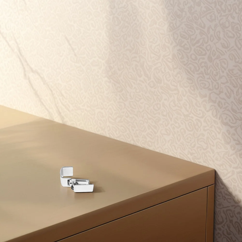 3Pcs Metal Clips for Hanging Rugs Tapestries Blankets Silver Rug Quilt Holders Wall Display Anti Slip Carpet Grippers
3Pcs Metal Clips for Hanging Rugs Tapestries Blankets Silver Rug Quilt Holders Wall Display Anti Slip Carpet Grippers