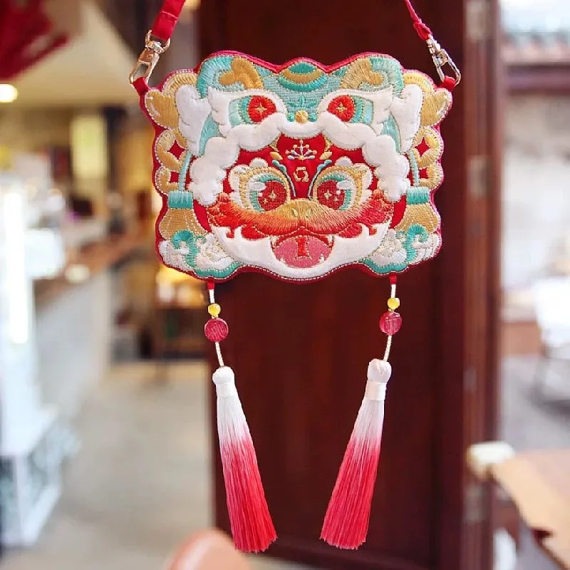 Handcrafted Vintage Hanfu Crossbody Bag Folk Handmade Small Bag Key Card Purse Renaissance Ancient Costume Accessories For girls
Handcrafted Vintage Hanfu Crossbody Bag Folk Handmade Small Bag Key Card Purse Renaissance Ancient Costume Accessories For girls