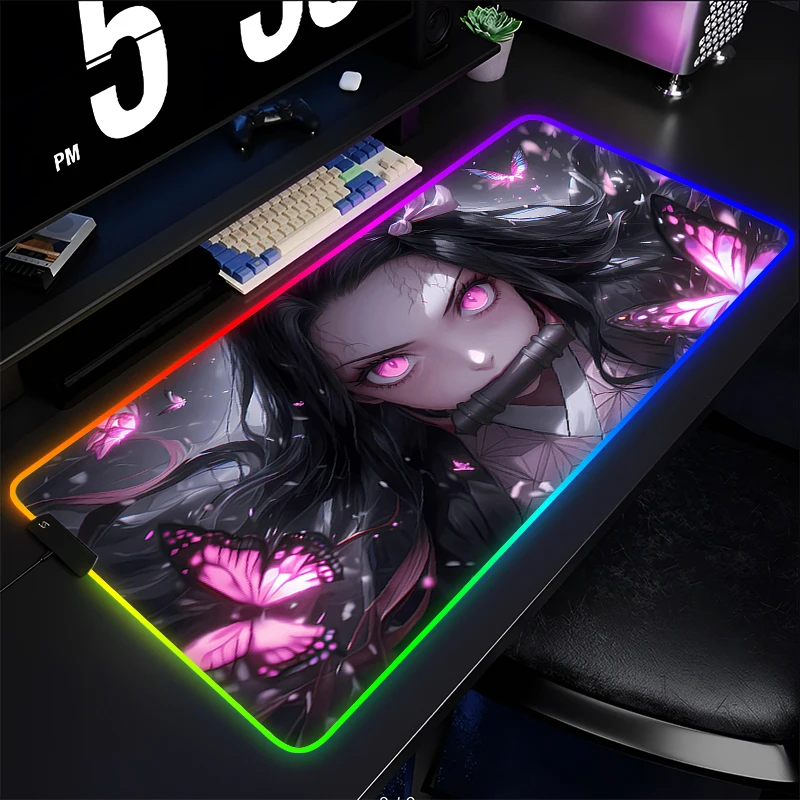 RGB коврик для мыши Kawaii игровые аксессуары ПК компьютер Demon Slayer Nezuko коврик для клавиатуры геймер розовая бабочка настольный коврик светодиодный коврик для мыши
RGB коврик для мыши Kawaii игровые аксессуары ПК компьютер Demon Slayer Nezuko коврик для клавиатуры геймер розовая бабочка настольный коврик светодиодный коврик для мыши