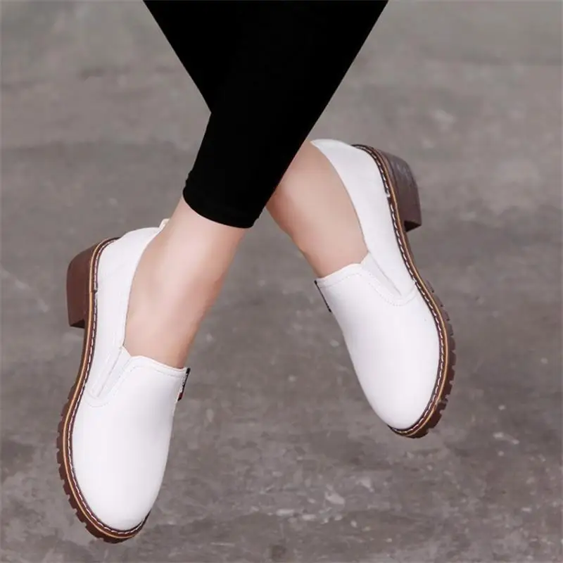 2023 New Women Shoes Casual Loafers Women Platform Low Hop Oxford Fashion Sneakers Elegant Ladies Shoes Classics Female Shoes
2023 New Women Shoes Casual Loafers Women Platform Low Hop Oxford Fashion Sneakers Elegant Ladies Shoes Classics Female Shoes