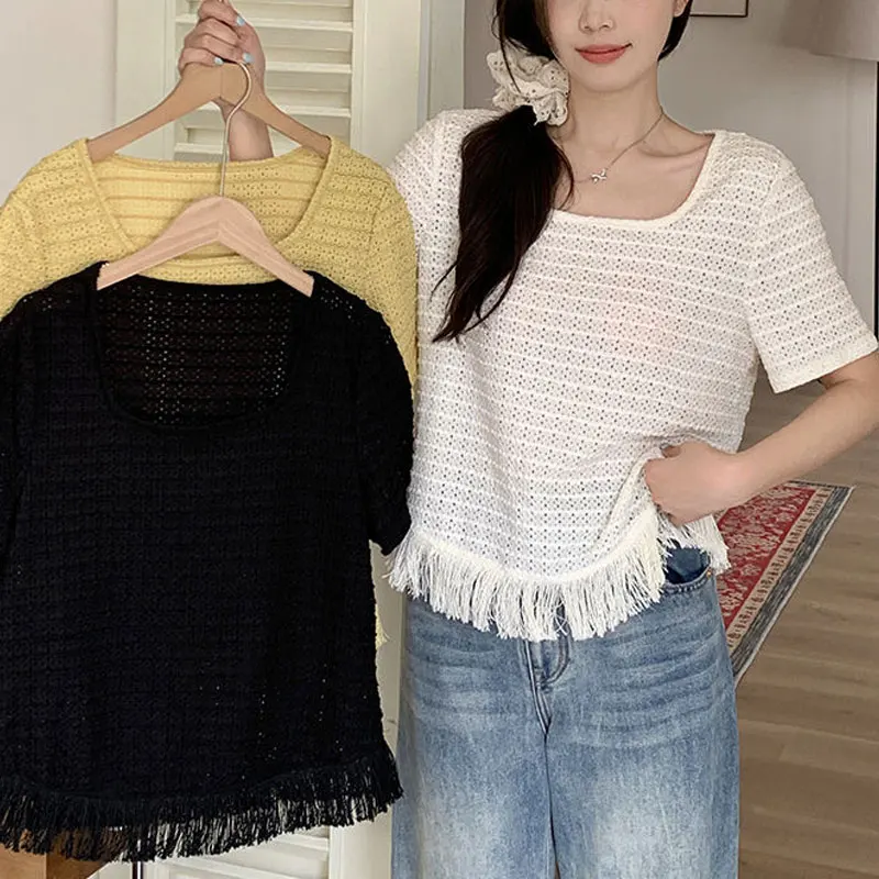 Folk Stylish Hollow Out T-shirts Summer Casual Solid Color Basic Female Clothing Vintage Tassel Spliced Short Sleeve Pullovers
Folk Stylish Hollow Out T-shirts Summer Casual Solid Color Basic Female Clothing Vintage Tassel Spliced Short Sleeve Pullovers