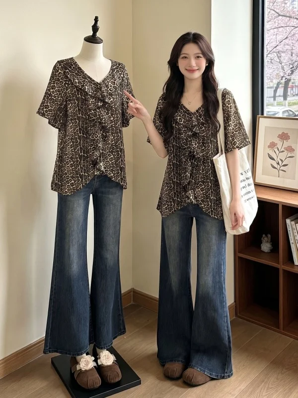 Ladies' Short Sleeve V-Neck Shirt Large Size Irregular Hemline Fashionable Top Leaf Leopard Print Spring Summer New Arrival
Ladies' Short Sleeve V-Neck Shirt Large Size Irregular Hemline Fashionable Top Leaf Leopard Print Spring Summer New Arrival