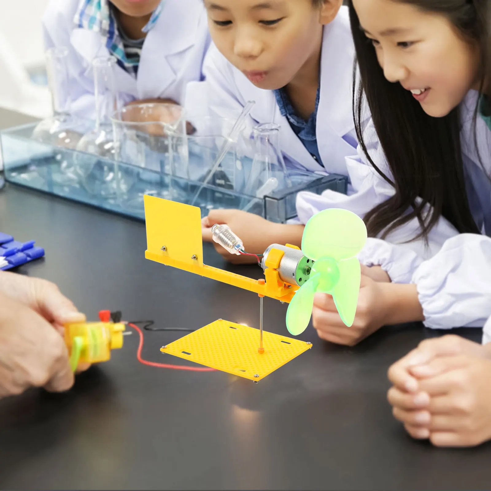 Creative Generator White Light DIY Mini DC Motor Physics Science Puzzle Toy Montessori Teaching Aid
Creative Generator White Light DIY Mini DC Motor Physics Science Puzzle Toy Montessori Teaching Aid