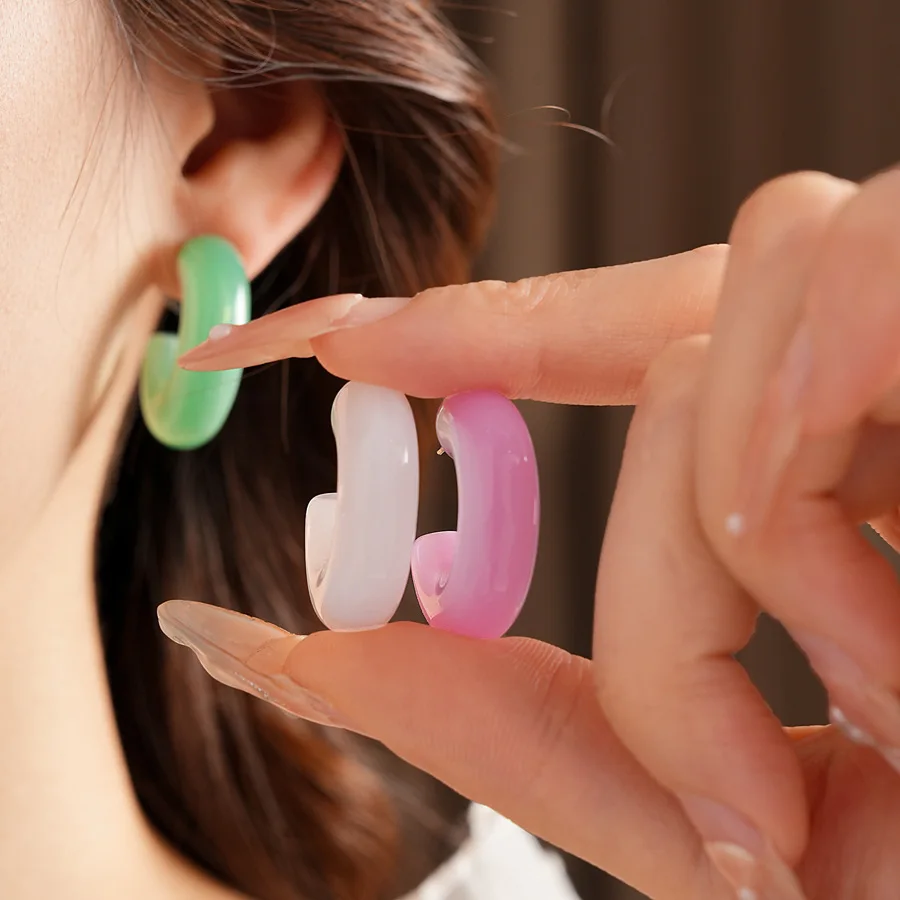 2025 Korean Fashion Acrylic Smudged C-shaped Earring for Women New Simple Style Stud Earrings Luxury Designer Jewelry Gifts
2025 Korean Fashion Acrylic Smudged C-shaped Earring for Women New Simple Style Stud Earrings Luxury Designer Jewelry Gifts