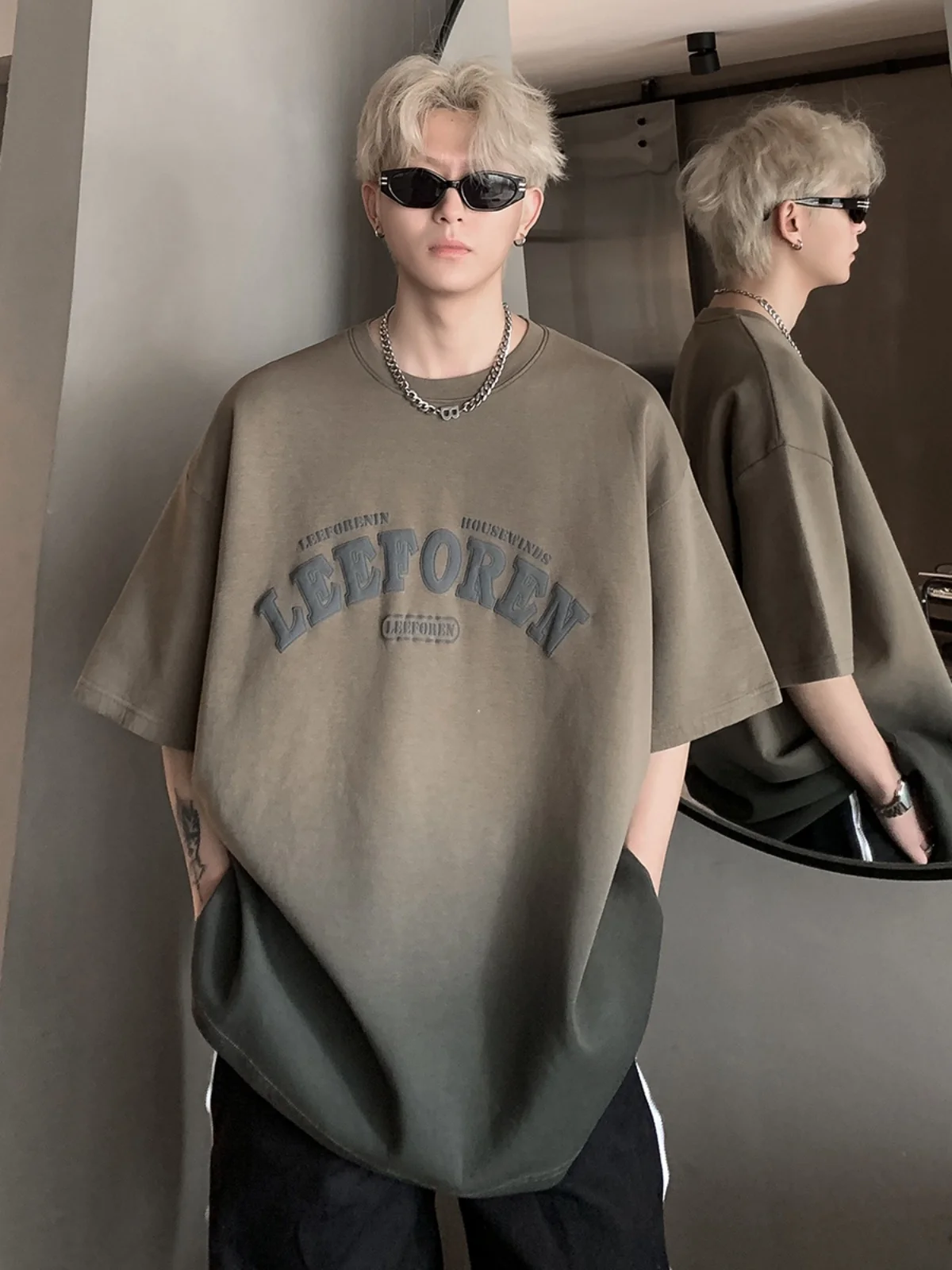 Мужская летняя футболка American Gradient с коротким рукавом, ретро-стиль, из плотного чистого хлопка, модная, свободного кроя, с коротким рукавом
Мужская летняя футболка American Gradient с коротким рукавом, ретро-стиль, из плотного чистого хлопка, модная, свободного кроя, с коротким рукавом