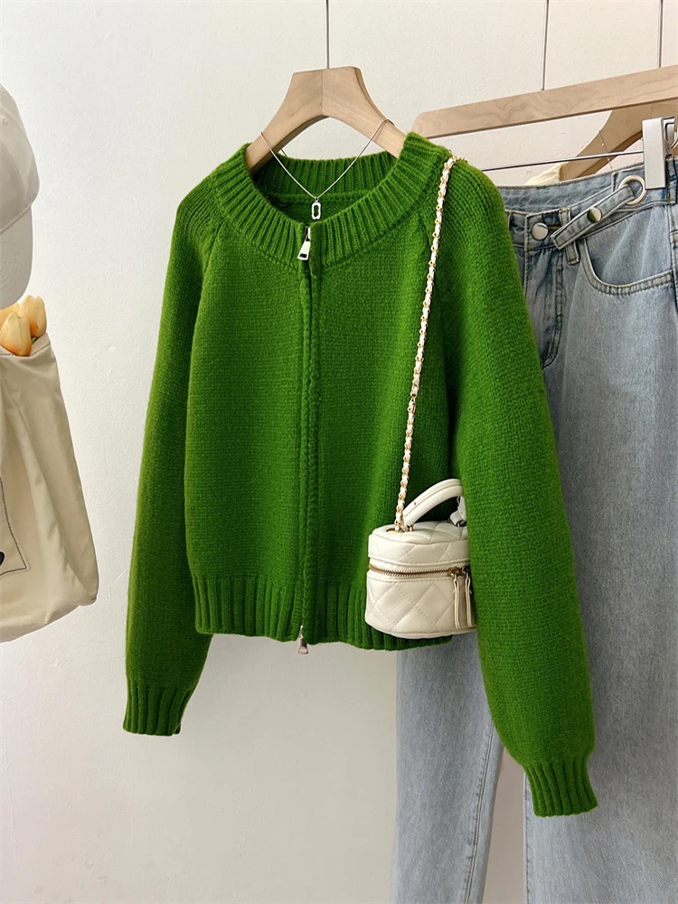 New Women Solid Color Double Zipper Sweater Jacket Korean Fashion Retro Long Sleeved Women's Thick and Versatile Knitted Sweater
New Women Solid Color Double Zipper Sweater Jacket Korean Fashion Retro Long Sleeved Women's Thick and Versatile Knitted Sweater