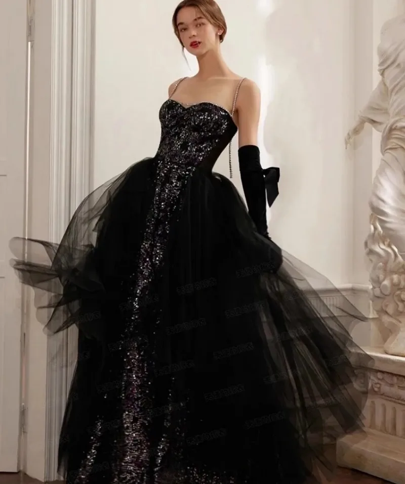 Charming Black Sequin Crystal Sweetheart Spaghetti Strap Mermaid Prom Dress Tulle Trailing Gloves Wedding Evening Dresses 2023
Charming Black Sequin Crystal Sweetheart Spaghetti Strap Mermaid Prom Dress Tulle Trailing Gloves Wedding Evening Dresses 2023