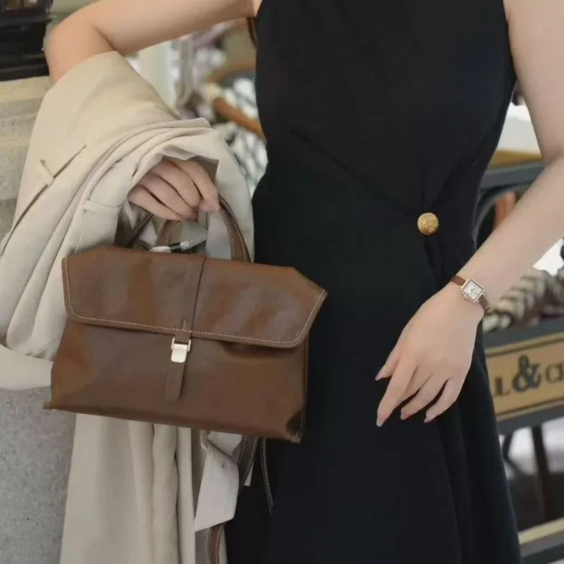 2026 New Songmont Fashionable new commuting and travel small shoulder bag cowhide single shoulder crossbody bag
2026 New Songmont Fashionable new commuting and travel small shoulder bag cowhide single shoulder crossbody bag