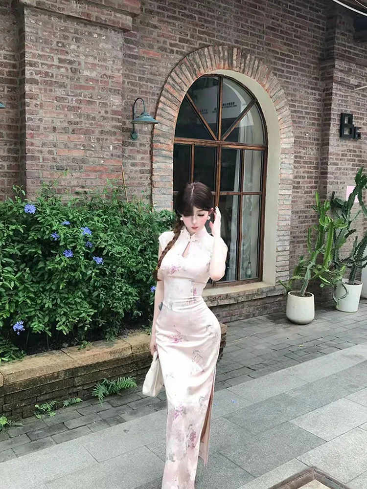 New Chinese Style Pink Floral Print Qipao Dress Women's Summer Slimming Waist Baggy Skirt Elegant Gentle Large Size Dress
New Chinese Style Pink Floral Print Qipao Dress Women's Summer Slimming Waist Baggy Skirt Elegant Gentle Large Size Dress