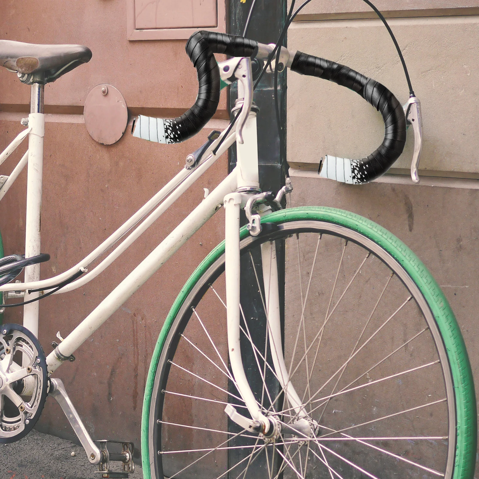 1 Set Bike Handlebar Tape Lightweight Anti-Skid Sweat-Absorbing Handle Wrap For Road Mountain Bike Bicycle Handle Belt Cycling
1 Set Bike Handlebar Tape Lightweight Anti-Skid Sweat-Absorbing Handle Wrap For Road Mountain Bike Bicycle Handle Belt Cycling