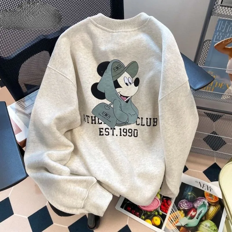 Cute Disney Mickey creative cartoon pattern print, simple, fashionable, soft, skin-friendly, loose and comfortable sweatshirt
Cute Disney Mickey creative cartoon pattern print, simple, fashionable, soft, skin-friendly, loose and comfortable sweatshirt