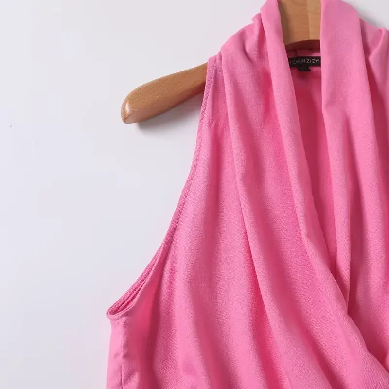 Women 2025 New Fashion Cropped intersect Hanging neck collar Tank Tops Vintage Backless Thin Straps Female Camis Chic Tops 
Women 2025 New Fashion Cropped intersect Hanging neck collar Tank Tops Vintage Backless Thin Straps Female Camis Chic Tops