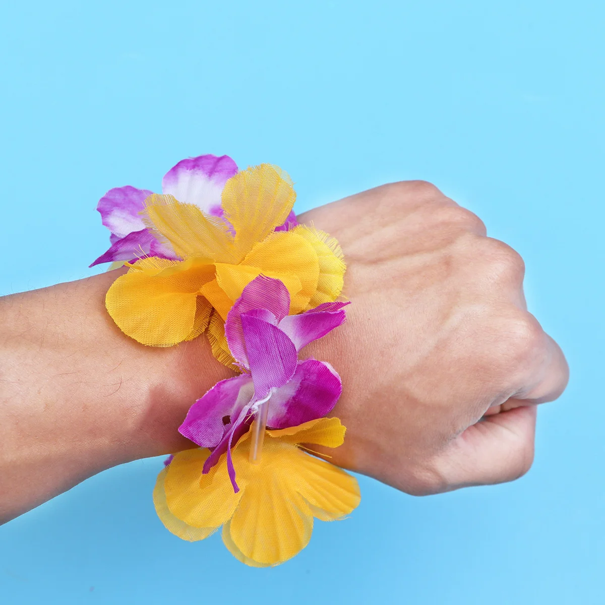 3Set Dual-Color Hawaii Leis Garland Set 1 Big Neck Wreath 1 Elastic Headdress 2 Elastic Wristbands Hawaiian Party Decoration
3Set Dual-Color Hawaii Leis Garland Set 1 Big Neck Wreath 1 Elastic Headdress 2 Elastic Wristbands Hawaiian Party Decoration