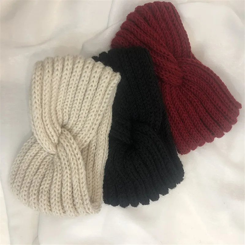 Women Headband Winter Warm Knitted Knot Cross Hair Bands for Girls Autumn Elastic Hair Holder Solid Headwear Hair Accessories
Women Headband Winter Warm Knitted Knot Cross Hair Bands for Girls Autumn Elastic Hair Holder Solid Headwear Hair Accessories