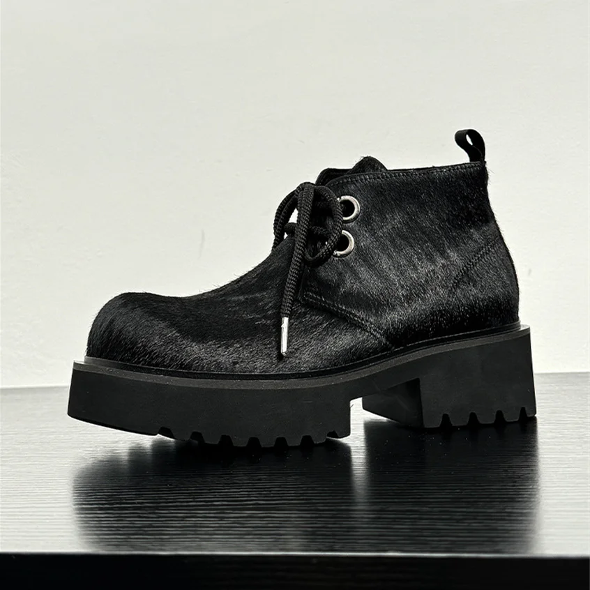 New Black Horsehair Boots For Men Thick Sole Height Shoes Chunky Ankle Boot Black White 
New Black Horsehair Boots For Men Thick Sole Height Shoes Chunky Ankle Boot Black White