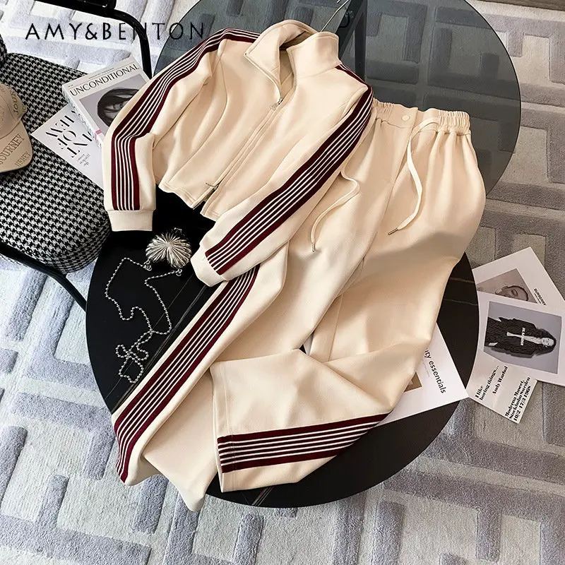 Casual Fashion Short Sweatshirt and Wide Leg Pant Suit for Female Early Autumn New Sports Pant Two-Piece Suit for Ladies
Casual Fashion Short Sweatshirt and Wide Leg Pant Suit for Female Early Autumn New Sports Pant Two-Piece Suit for Ladies