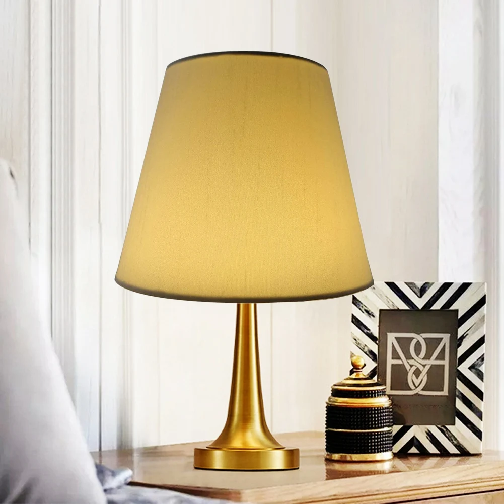 New Set of 6 White Fabric Cloth Clip on Chandelier Lamp Shades, Replacement for E14 Wall Lamp Chandelier Home Decoration
New Set of 6 White Fabric Cloth Clip on Chandelier Lamp Shades, Replacement for E14 Wall Lamp Chandelier Home Decoration