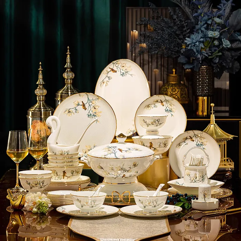 Chinese tableware set Light luxury ceramic dish set Household housewarming new home gift
Chinese tableware set Light luxury ceramic dish set Household housewarming new home gift