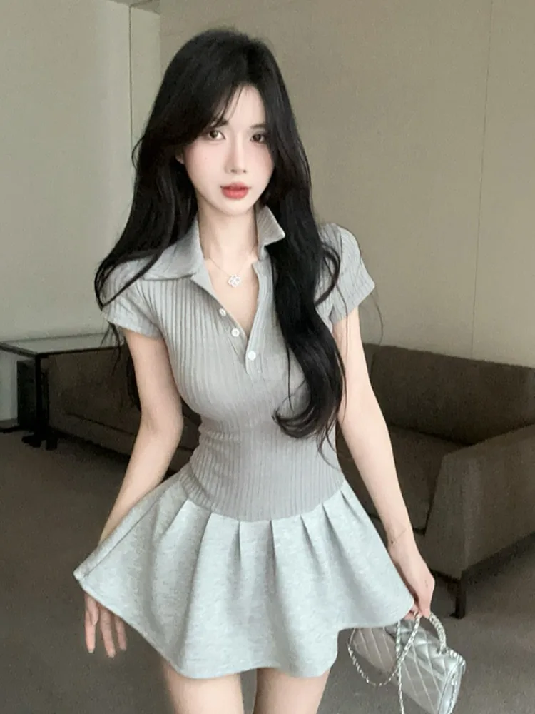 Korean Style Casual Sporty Short Sleeve Neck Dress Women's Spring Summer Small Size Waist Cinching Slim A-Line Skirt
Korean Style Casual Sporty Short Sleeve Neck Dress Women's Spring Summer Small Size Waist Cinching Slim A-Line Skirt