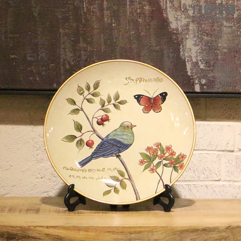 Vintage flower and bird painting decoration pendulum plate home accessories ceramic arts and crafts hanging plate
Vintage flower and bird painting decoration pendulum plate home accessories ceramic arts and crafts hanging plate