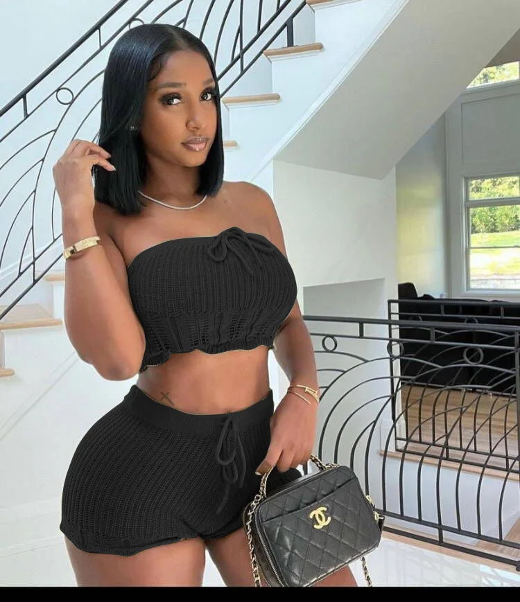 Spring Women's Suit Casual Knit Blazer And Stylish Shorts Set Comfortable Feminine Elegance Two-Piece Outfits
Spring Women's Suit Casual Knit Blazer And Stylish Shorts Set Comfortable Feminine Elegance Two-Piece Outfits