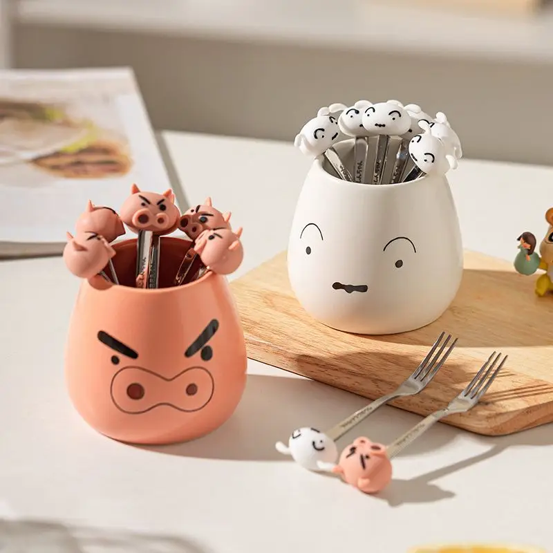 Милая аниме карандашная вилка Shin-chan померизаэмон фруктовые вилки Бытовая десертная вилка из нержавеющей стали фотонабор с контейнером для хранения 6 шт.
Милая аниме карандашная вилка Shin-chan померизаэмон фруктовые вилки Бытовая десертная вилка из нержавеющей стали фотонабор с контейнером для хранения 6 шт.