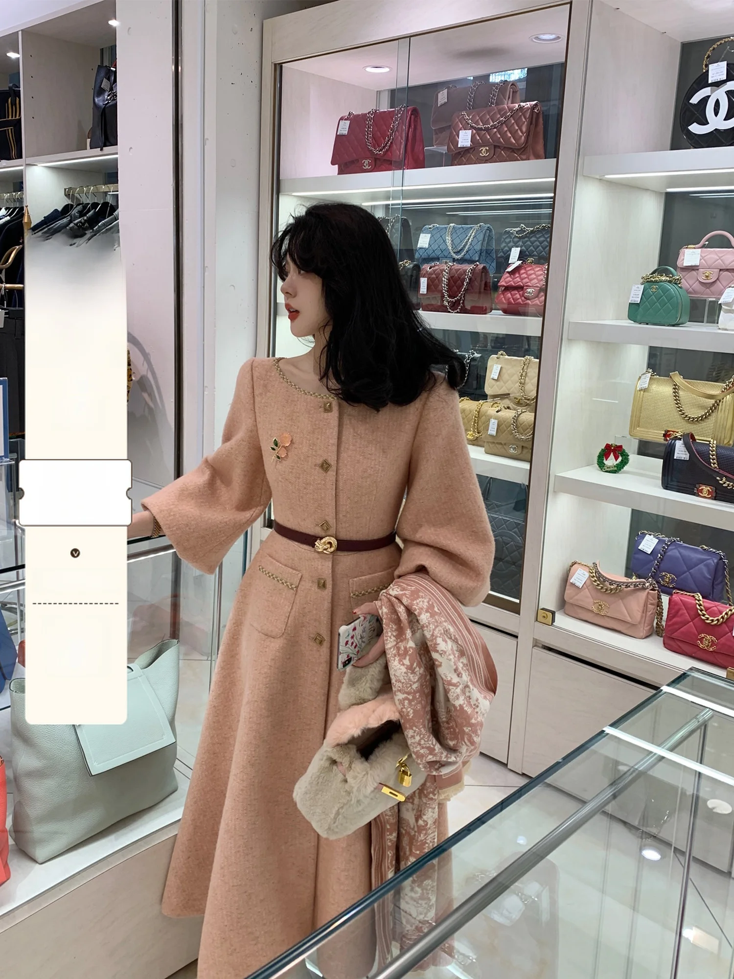 Женское зимнее шерстяное пальто Eees See Mountain Plum средней длины, розовое, в стиле ретро, с пуговицами, прямого кроя, из смесовой шерсти
Женское зимнее шерстяное пальто Eees See Mountain Plum средней длины, розовое, в стиле ретро, с пуговицами, прямого кроя, из смесовой шерсти