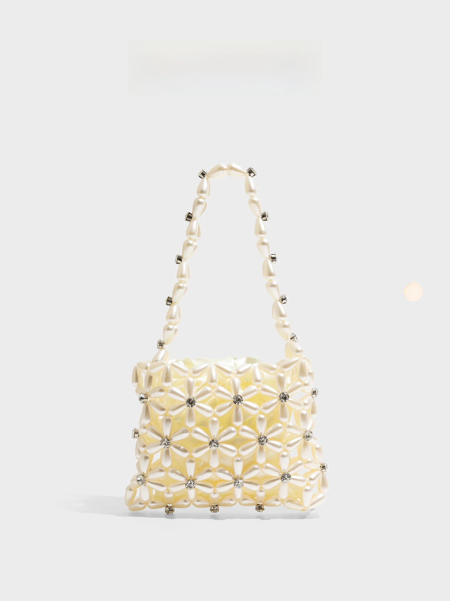 Pearl Flower Decorated Water Diamond Pear Handbag New Small Square Woven Women's Lady Clutch Bag Orange Girl Brand Handbag
Pearl Flower Decorated Water Diamond Pear Handbag New Small Square Woven Women's Lady Clutch Bag Orange Girl Brand Handbag
