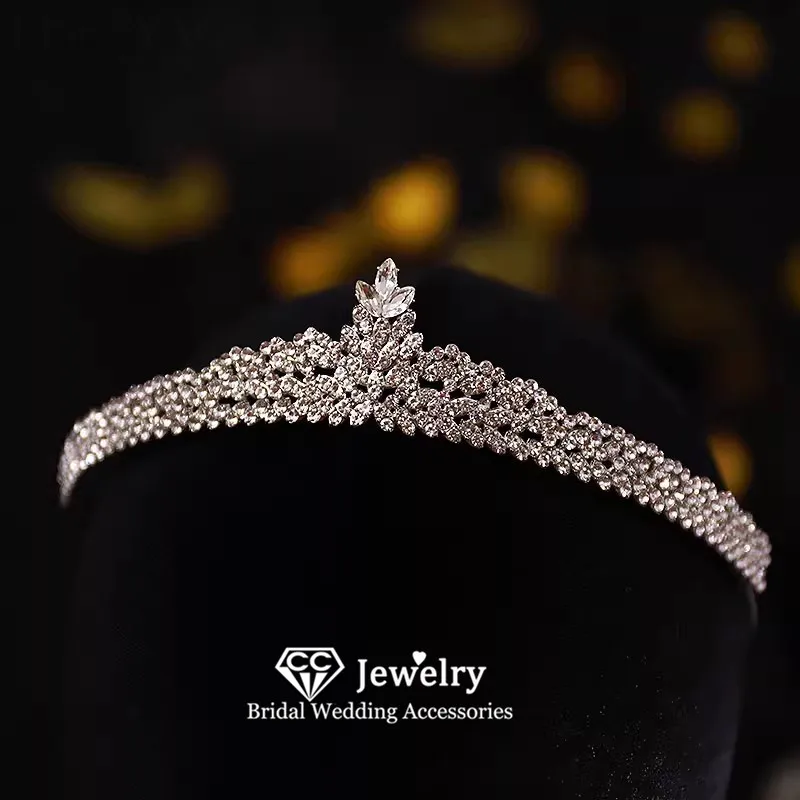 CC Bridal Crown Wedding Tiaras Engagement Hairbands Women Hair Ornaments Leaf Shape Headdress Crystal Headpiece Diadems HS217
CC Bridal Crown Wedding Tiaras Engagement Hairbands Women Hair Ornaments Leaf Shape Headdress Crystal Headpiece Diadems HS217