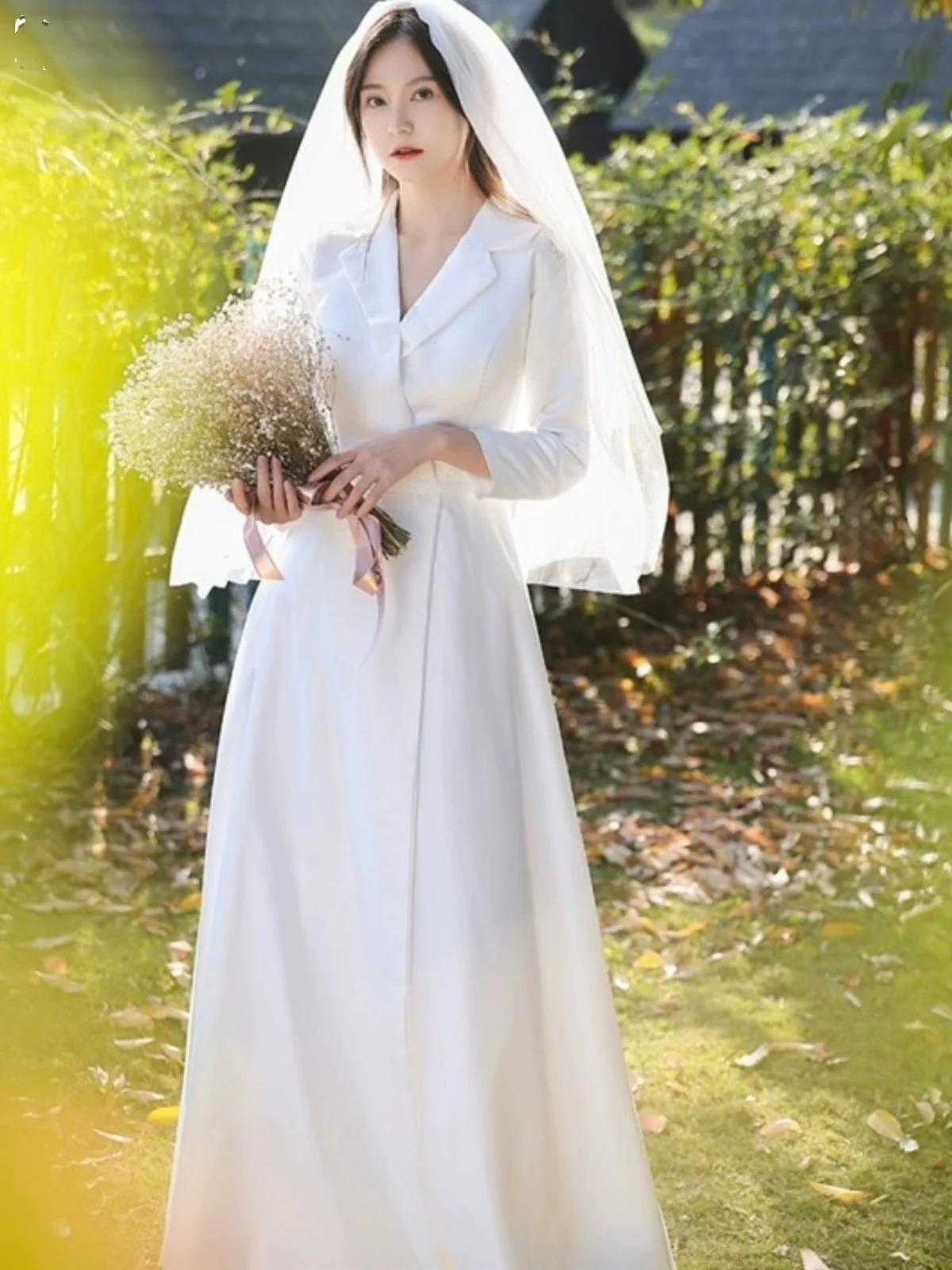 Новый осенний женский костюм для свадебной фотосессии: элегантный пиджак и юбка А-силуэта на молнии
Новый осенний женский костюм для свадебной фотосессии: элегантный пиджак и юбка А-силуэта на молнии