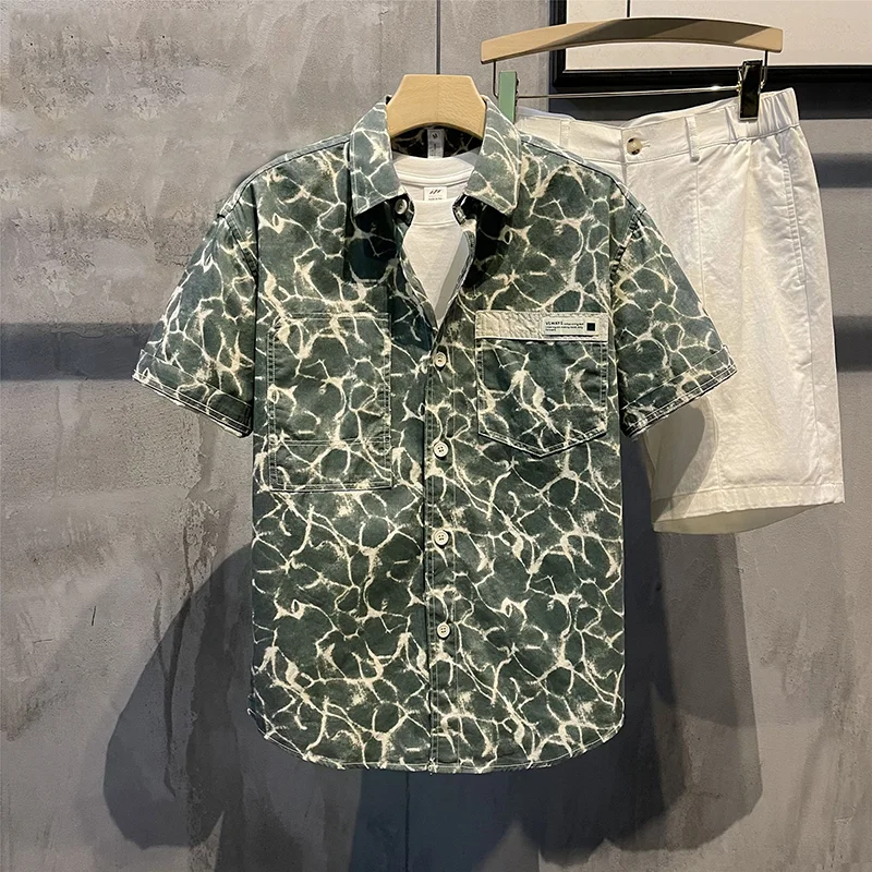 2026 Summer Men's Square Collar Shirt Trendy Streetwear Water Grain Texture Casual Button Up Shirt Handsome Loose Fit Top
2026 Summer Men's Square Collar Shirt Trendy Streetwear Water Grain Texture Casual Button Up Shirt Handsome Loose Fit Top