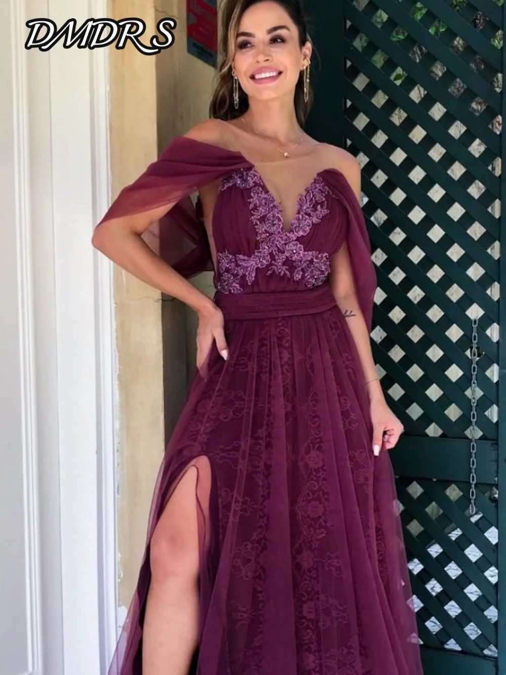 Romantic Sweetheart Evening Dress 2025 Romantic Tulle Party Gown Classic A-Line Floor-Length Party Dresses فساتين سهرة
Romantic Sweetheart Evening Dress 2025 Romantic Tulle Party Gown Classic A-Line Floor-Length Party Dresses فساتين سهرة
