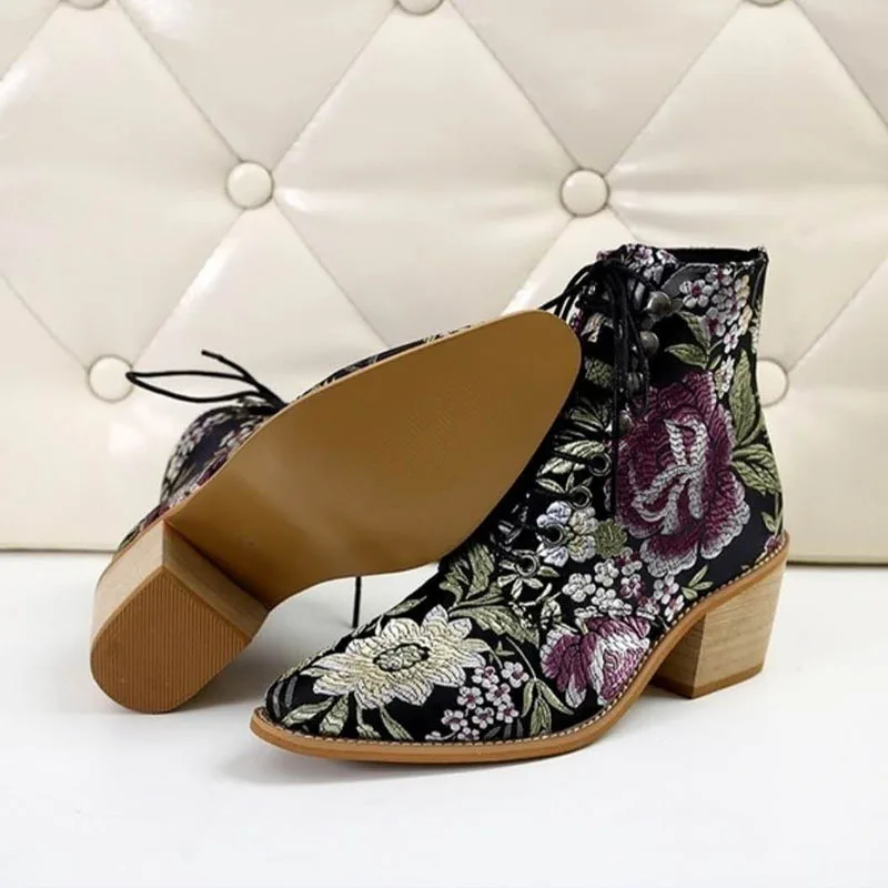luxury Embroider Ethnic Ankle Boot Lace Up Pointed Toe High Heel Shoes Warm Black Booties 2025 Fashion Retro Women Short Boots
luxury Embroider Ethnic Ankle Boot Lace Up Pointed Toe High Heel Shoes Warm Black Booties 2025 Fashion Retro Women Short Boots